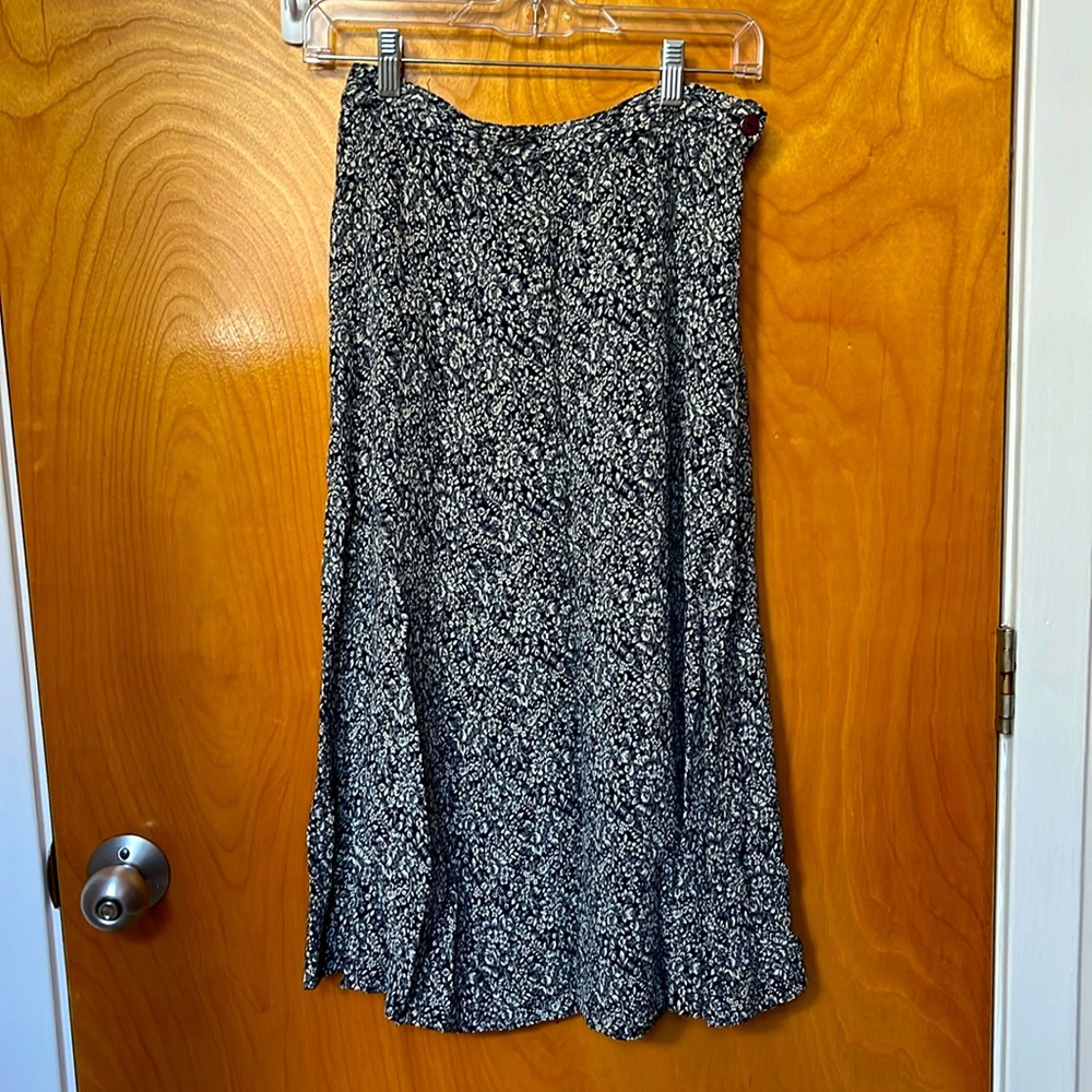 Talbots A-line Navy Floral Midi Skirt